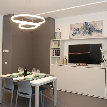 Apartment Exclusive 2